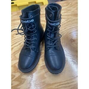 Bebe Dayani J Z19466-01 Women’s Black Lace Up Ankle Combat Boots Size 8.5 S14